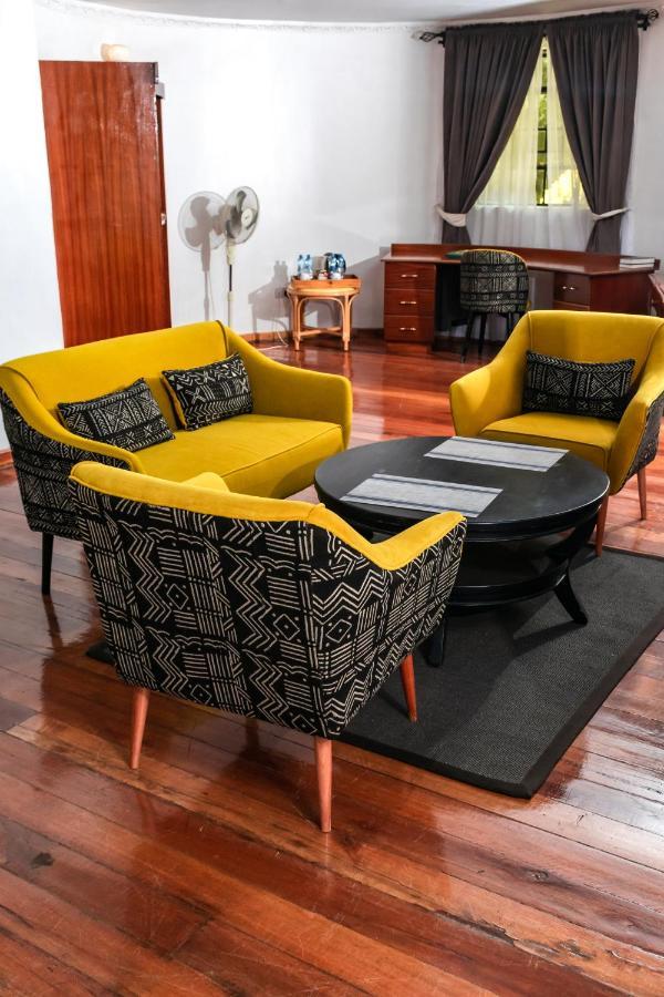 Poa Place Resort & Hotel - Where Nature Meets Comfort Eldoret Bagian luar foto