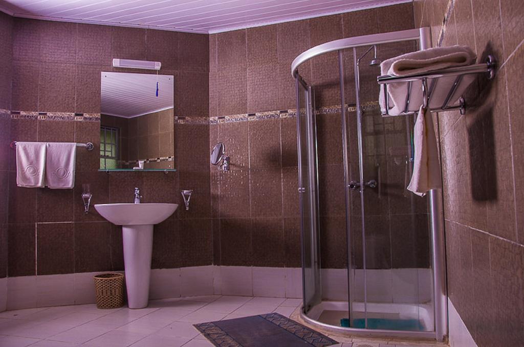Poa Place Resort & Hotel - Where Nature Meets Comfort Eldoret Bagian luar foto
